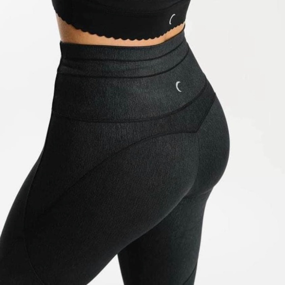 Zyia shimmer Drawstring Leggings Size 4 - Picture 4 of 4